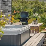 Artic Lyngvaer Luggombu With Jacuzzi