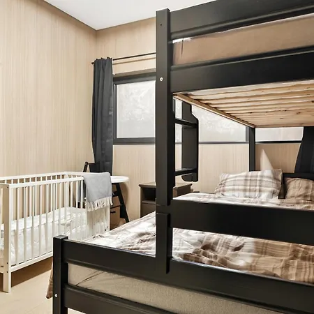 Artic Lyngvaer Luggombu With Jacuzzi Σπίτι διακοπών Kleppstad