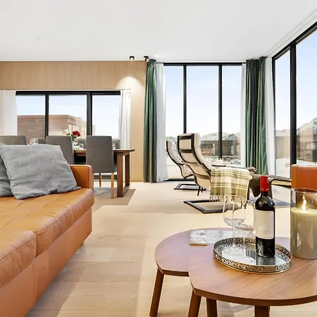 Artic Lyngvaer Luggombu With Jacuzzi