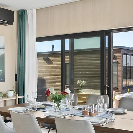 Сasa de vacaciones Artic Lyngvaer Luggombu With Jacuzzi Kleppstad