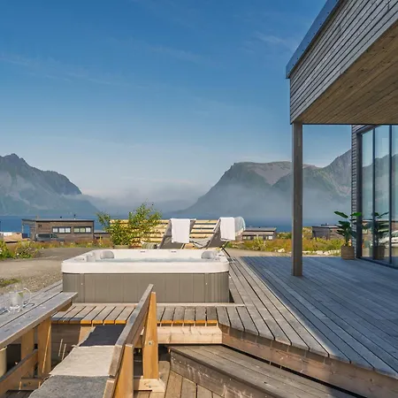 Ferienhaus Artic Lyngvaer Luggombu With Jacuzzi