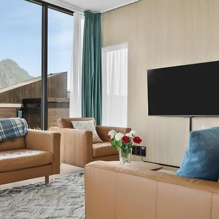 Ferienhaus Artic Lyngvaer Luggombu With Jacuzzi